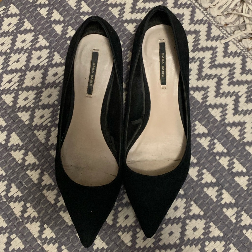 Suede Zara shoes with kitten heal